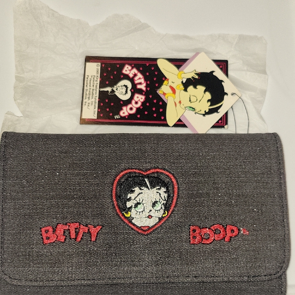 Betty Boop Gray Wallet with Red Accents
